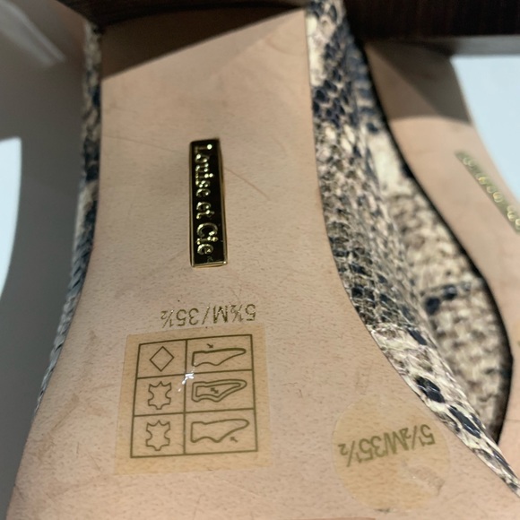 louise et cie  snake print heels - Picture 4 of 4